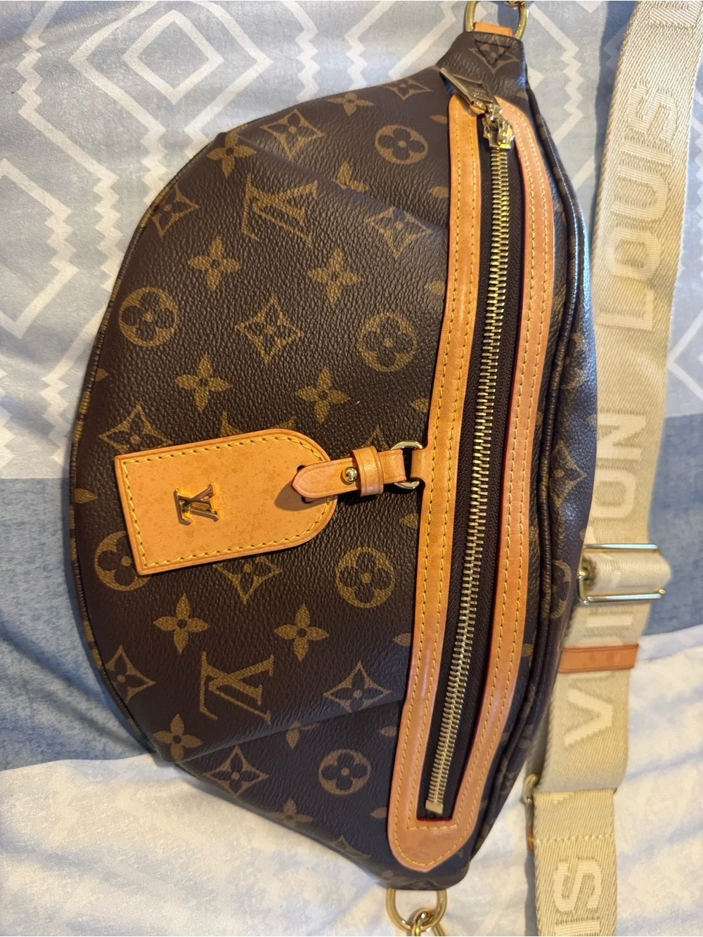 Authentic Louis Vuitton Monogram Belt Bag with Beige Interior and Tan Trim